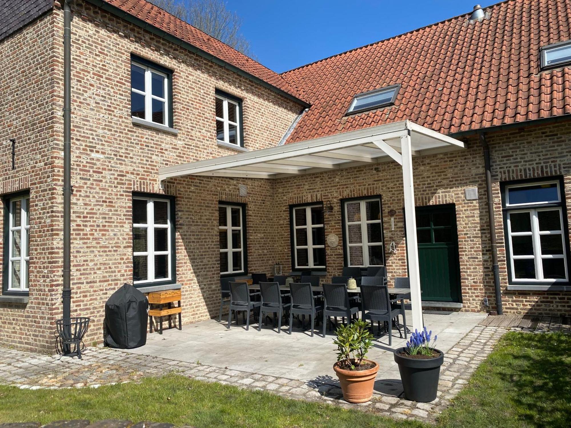Hotel Landgoed De Hoogmolen Opglabbeek Exterior foto